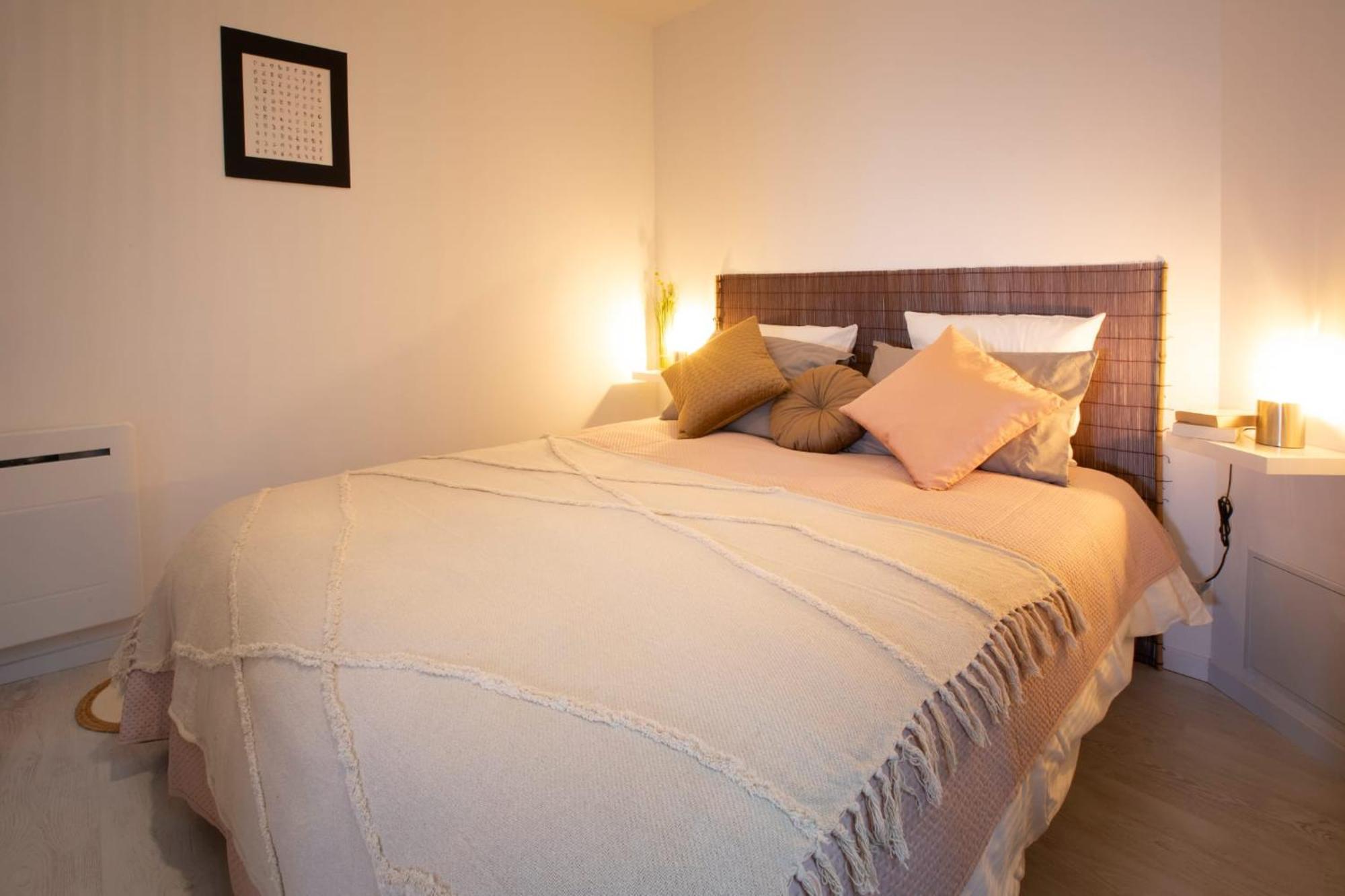 Le Nid 3 Etoiles Wifi, Netflix, Disney, Coeur De Bastide Villefranche-de-Rouergue Esterno foto