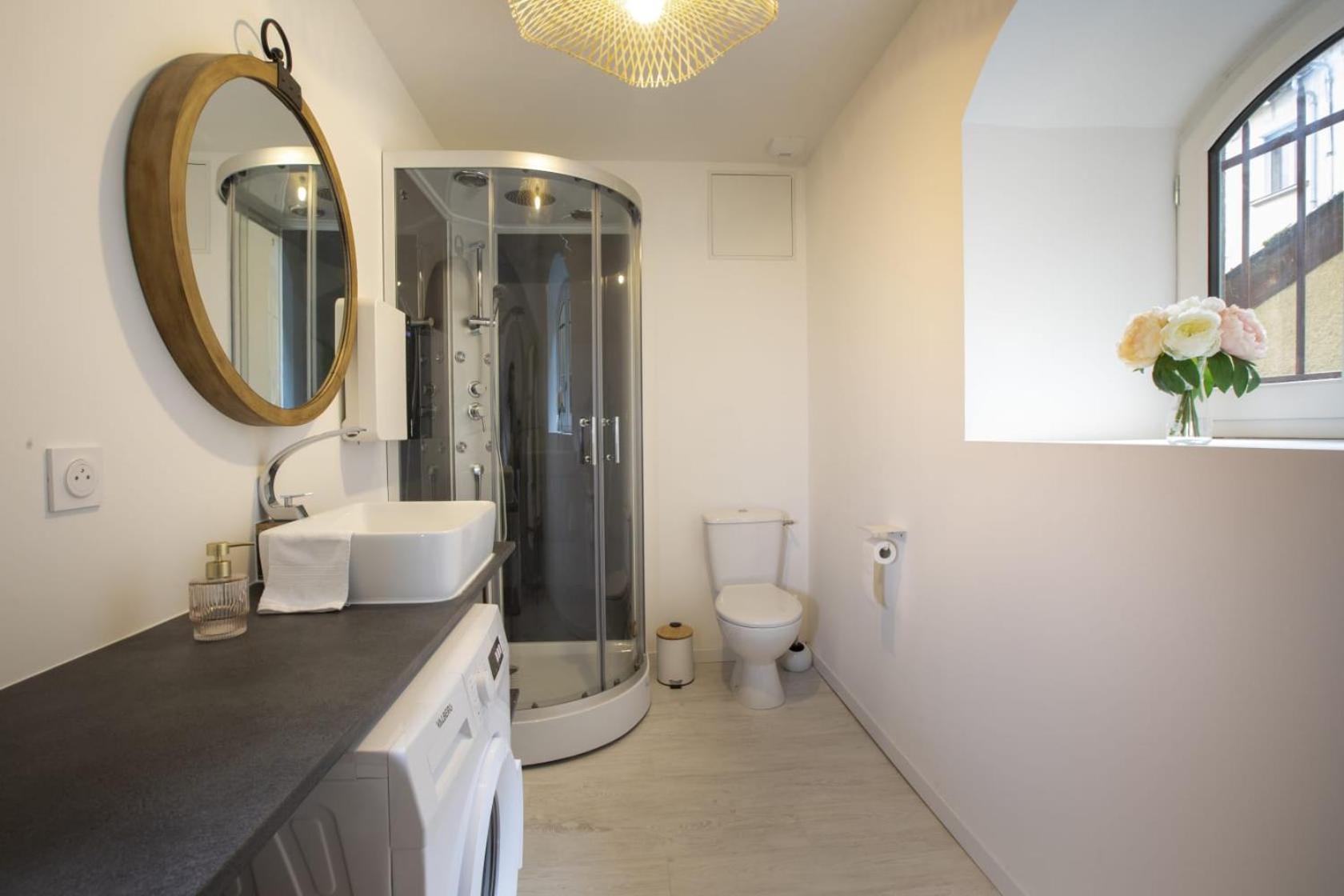 Le Nid 3 Etoiles Wifi, Netflix, Disney, Coeur De Bastide Villefranche-de-Rouergue Esterno foto